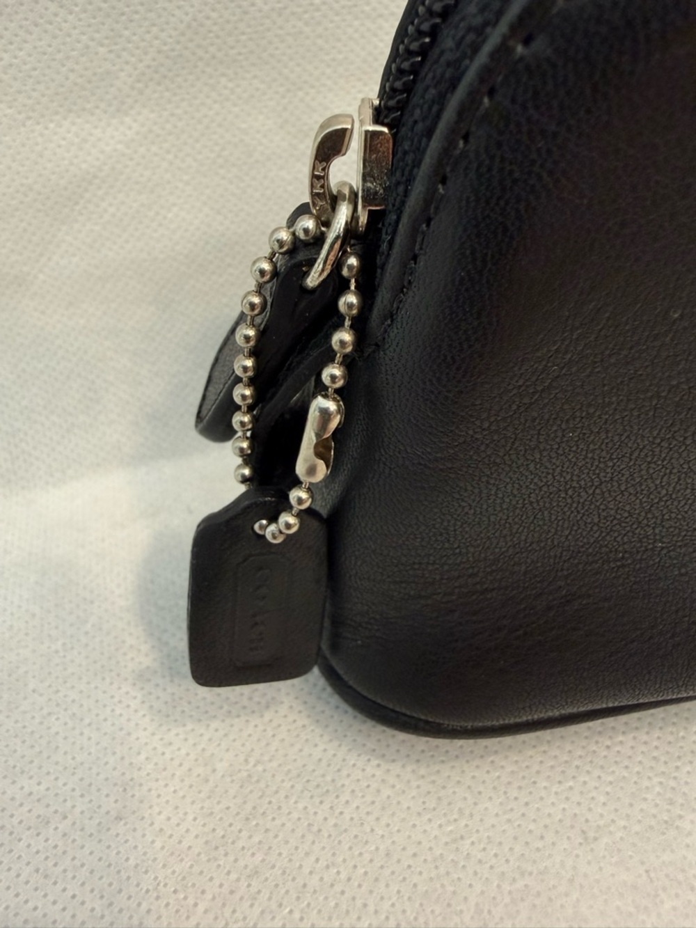 Coach Vintage Black Leather Small Zip Pouch - Picture 3 of 9